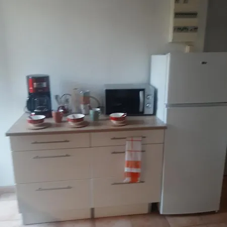 Apartment Maison 100 M2, Terrasse 25 M2, Clim, 3 Chbs Avec Tv, Parking Pierrelatte