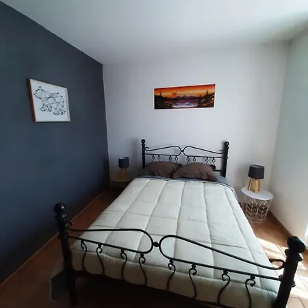 Maison 100 M2, Terrasse 25 M2, Clim, 3 Chbs Avec Tv, Parking Appartement Pierrelatte