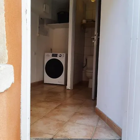 Maison 100 M2, Terrasse 25 M2, Clim, 3 Chbs Avec Tv, Parking *